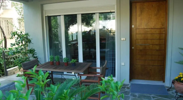 Апартаменты Affordable luxury garden apartment