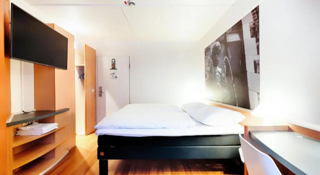 Двухместный номер Standard Отель B&B Hotel Aachen-Hbf