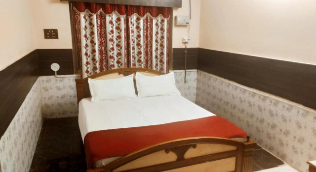 CB Budget Stay, Rezerwuj Hotel Hotele w Andhra Pradesh z parkingiem, Parking