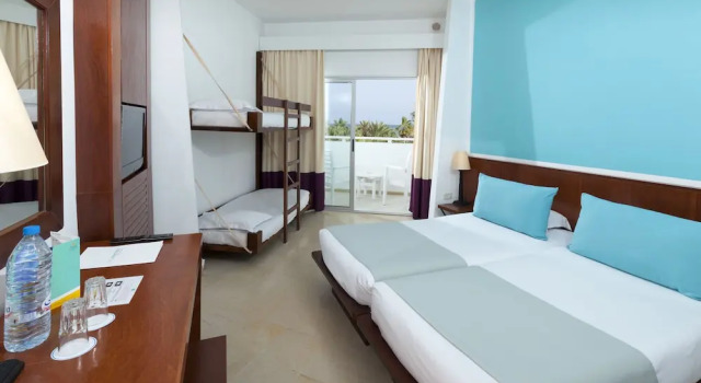 Трёхместный номер Standard с балконом и с видом на сад Palm Beach Club Djerba - All Inclusive