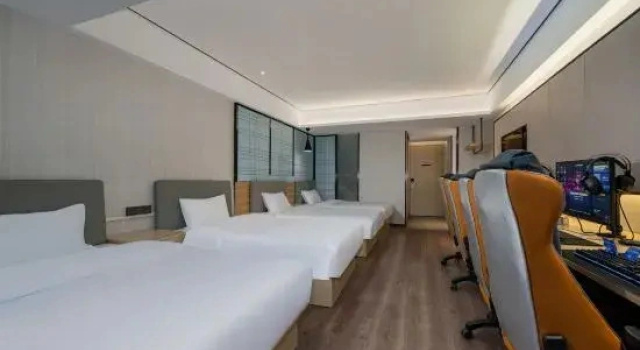 Кровать в общем номере WanYoo Esports Hotel (Nanjing Lishui Subway Station)