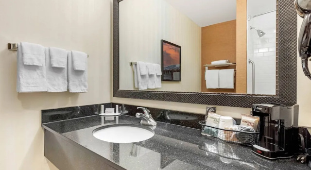 Двухместный номер Standard Fairfield Inn & Suites by Marriott Rockford
