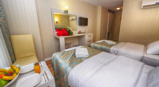 Четырёхместный номер Superior New Florenta Hotel