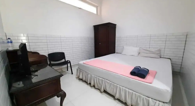 Номер Standard OYO 93499 Pondok Sentosa Near UPH