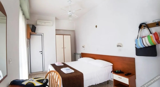 Hotel Nuovo Fiore, Забронировать Отель Отели Побережья Марок с завтраком, Завтраки