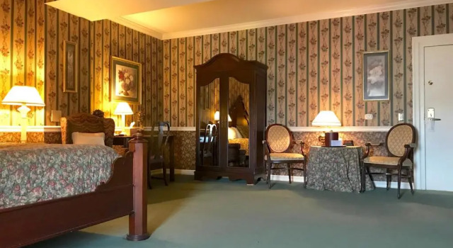 Люкс Executive Waynebrook Inn