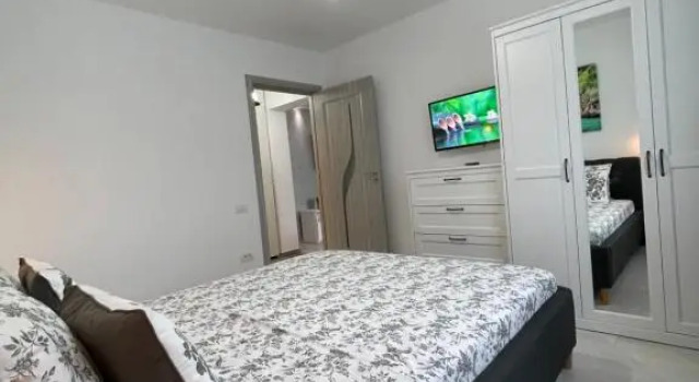 Robert’s Apartament 2