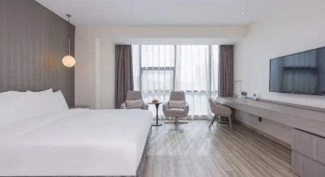Люкс Deluxe Mercure Shanghai Hongqiao South