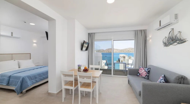 Полулюкс с балконом и с видом на море Naiades Village Elounda