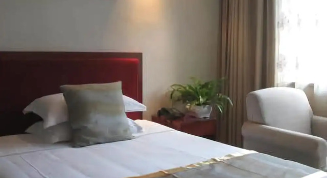 Baihua Hotel, Book Hotel Luyang Hefei, nær Xiaoyaojin Park