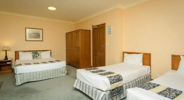 Четырёхместный семейный номер Standard La Maison Boutique Hotel