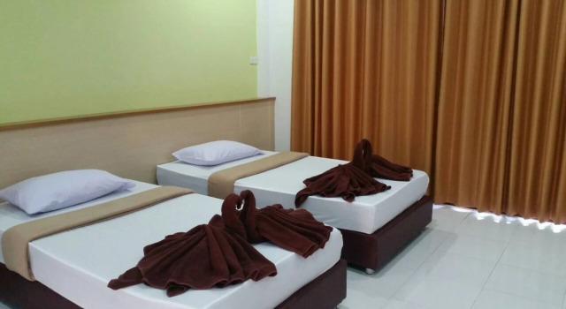 Pruksa Place, Varaa Hotelli Hotellit North-Eastern Thailand pysäköinnillä, Pysäköinti
