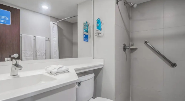 Двухместный номер Superior City Express by Marriott Queretaro Jurica