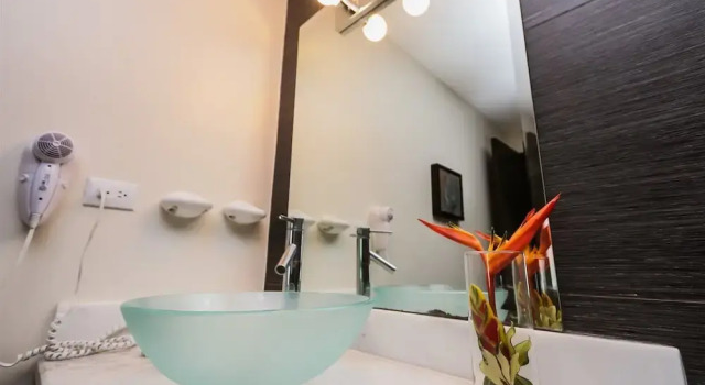 Номер Standard с балконом Simply Spectacular 5th Floor Ocean View