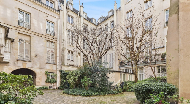 Elegant 1BR near Notre-Dame Cathedral