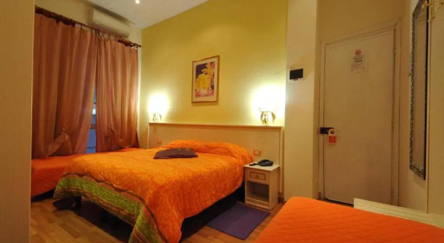 Четырёхместный номер Standard Hotel Alexander & Spa