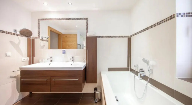 Апартаменты с 3 комнатами Haus Stefanie