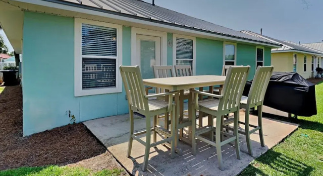 Студия The Beach Is Our Happy Place by Southern Vacation Rentals