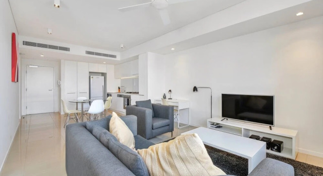 Waterfront Apartment 6802