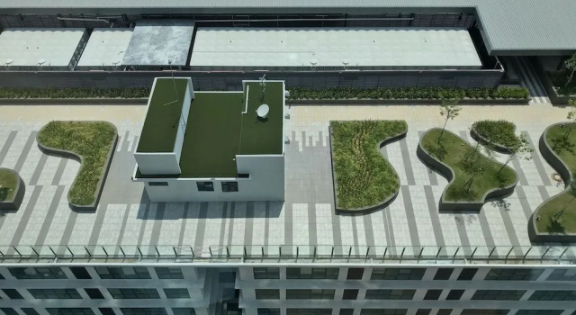Kenwingston Square Garden by IdealHub
