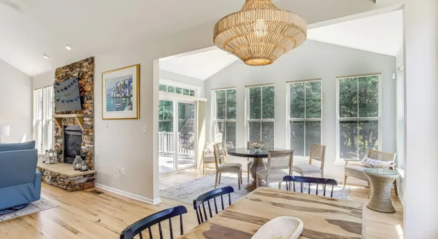 Deck, Hot Tub & Resort Amenities: Ocean View Gem