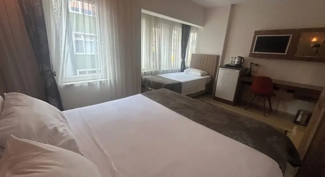 Трёхместный номер Standard Atlantik Butik Hotel