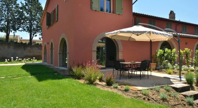 Villa Azzurro, Book Resort Trequanda Crete Senesi