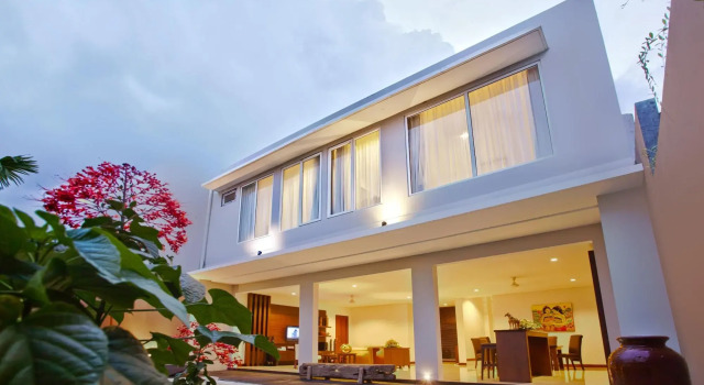 Danoya Villa, Rezerwuj Willa Domki letniskowe w Bali, Domek