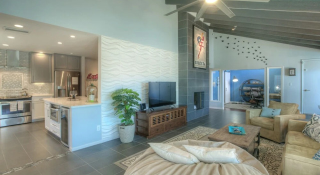 Summer Sun Oasis Apartment 3, Забронировать Апартаменты/квартира Апартаменты Пруда в Темпе, Апартаменты/квартира