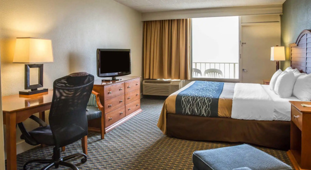 Номер Standard Comfort Inn South Oceanfront