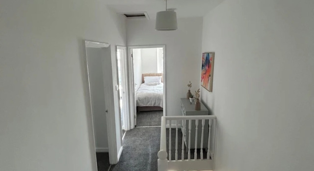 4 Bedroom House, Sleeps 7 - Central & Pet Friendly, Забронировать Отель Отели Суонси 3 звезды, рядом с Dylan Thomas Birth Place, 3*