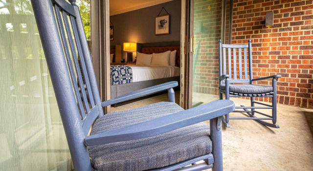 Четырёхместный номер Premium Williamsburg Lodge, Autograph Collection