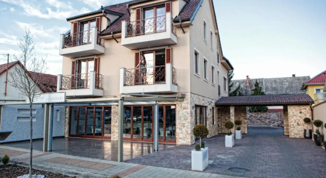 Mirage Hotel Sárvár, Забронировать Отель Бизнес-отели Вашего, 4* 5*