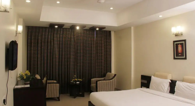 Двухместный номер Deluxe с красивым видом из окна Hotel Softel Plaza