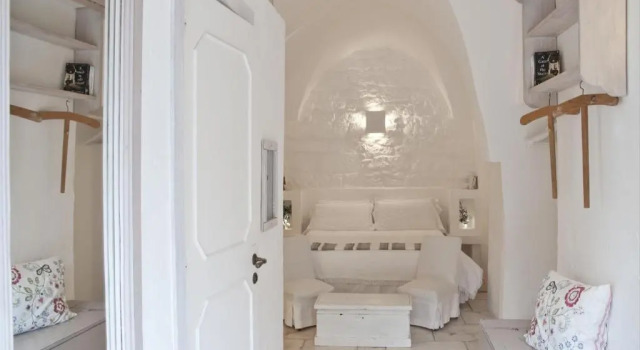 Masseria Salinola, Book Hotel Hotels in Murgia with Parking, Parking
