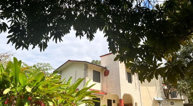 Hotel Quiloma Ranch, Rezerwuj Hotel Hotele w El Panchán z parkingiem, Parking