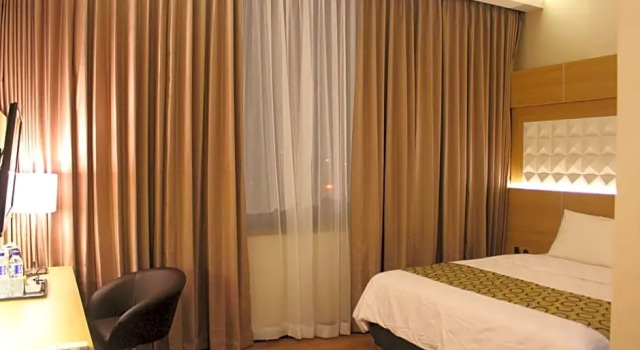 Двухместный номер Deluxe с красивым видом из окна Fontana Hotel Jakarta