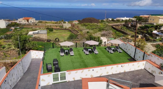Коттедж CASA PIRÁMIDE 1 Terraza y Parking privado