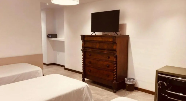 Трёхместный номер Hotel Ghironi
