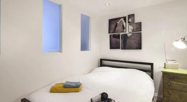 Beautiful 2 Bed Duplex w/ Mezzanine in City Centre, Забронировать Отель Манчестер Большой Манчестер, рядом с Район Гей-виллидж в Манчестере