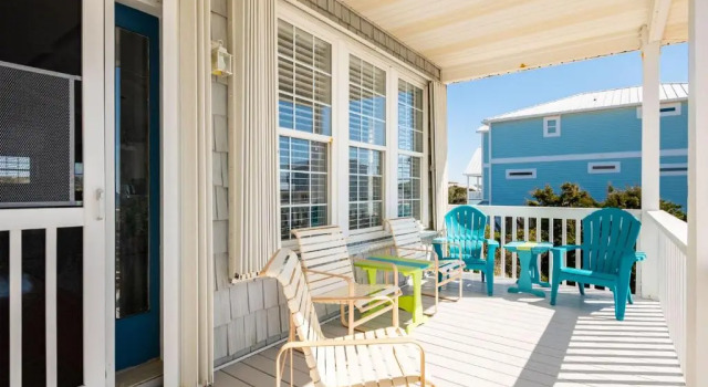 Sea Glass by Oak Island Accommodations