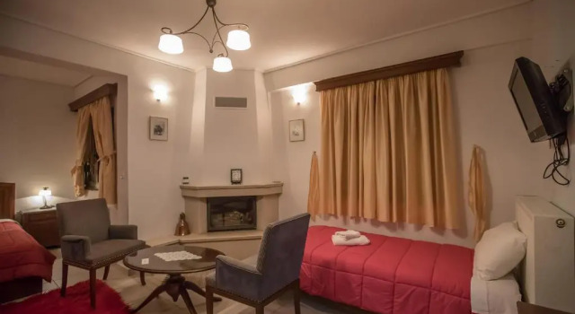 Nefeles, Book Hotel Neochori 