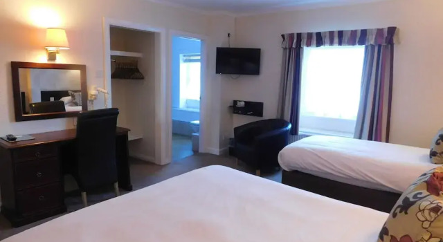 Семейный номер Standard Mariners Hotel