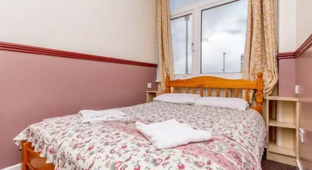 Апартаменты Lynton Apartments