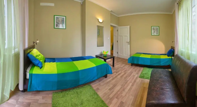 Guesthouse32, Забронировать Гостевой дом Отели Софии с завтраком, рядом с Королевский дворец, Завтраки
