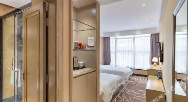 Lotus Hotel