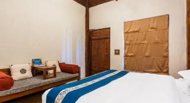 Семейный номер Standard с балконом Shangri-La E-Outfitting Boutique Hotel