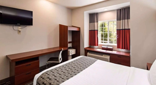 Двухместный номер Standard Sonesta Essential Morgantown
