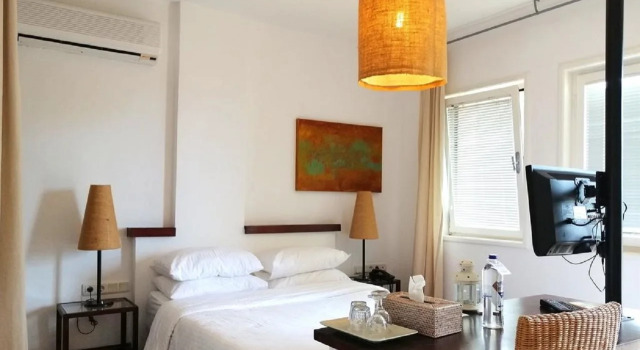 4Reasons Hotel And Bistro