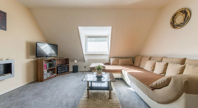 Private Apartment Weinstrasse, Забронировать Апартаменты/квартира Апартаменты Ганновера, рядом с Театр "Коммедиа Футура" на заводе "Айсфабрик", Апартаменты/квартира